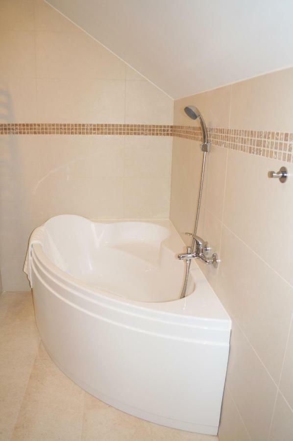 Jaskółka - pokoje i apartament przy plaży Olsztyn  Exterior foto