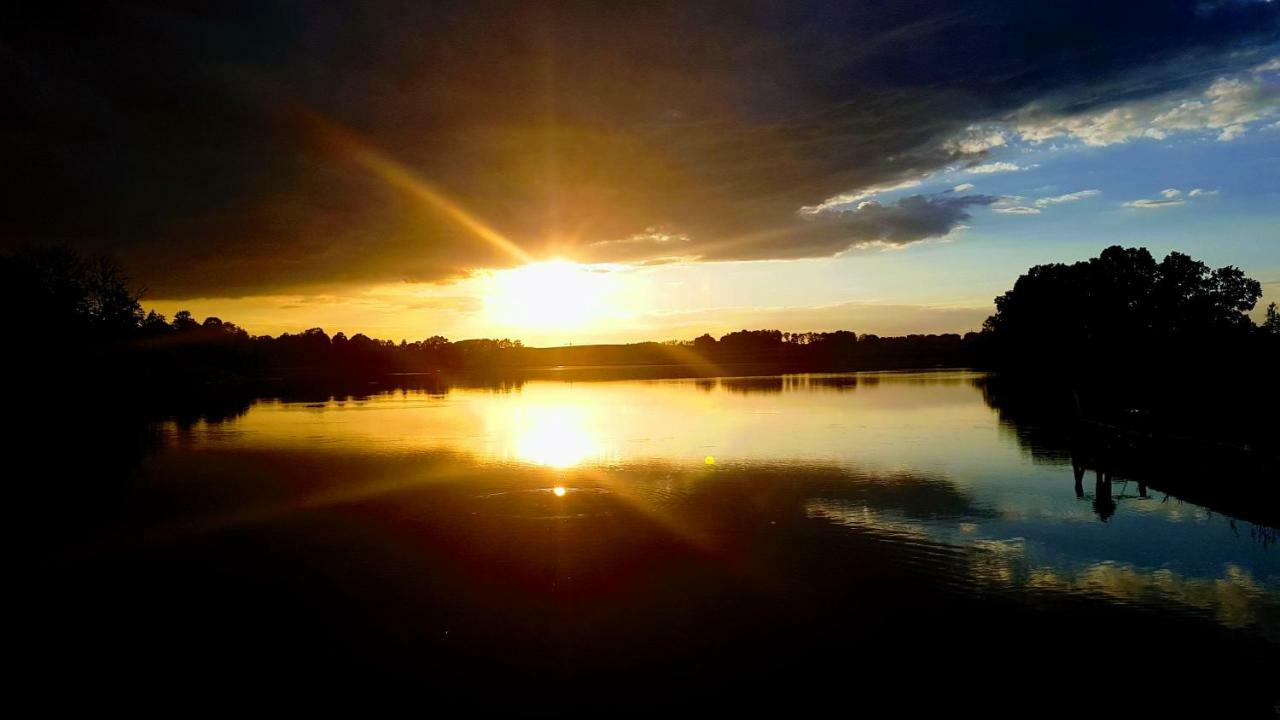 Jaskółka - pokoje i apartament przy plaży Olsztyn  Exterior foto